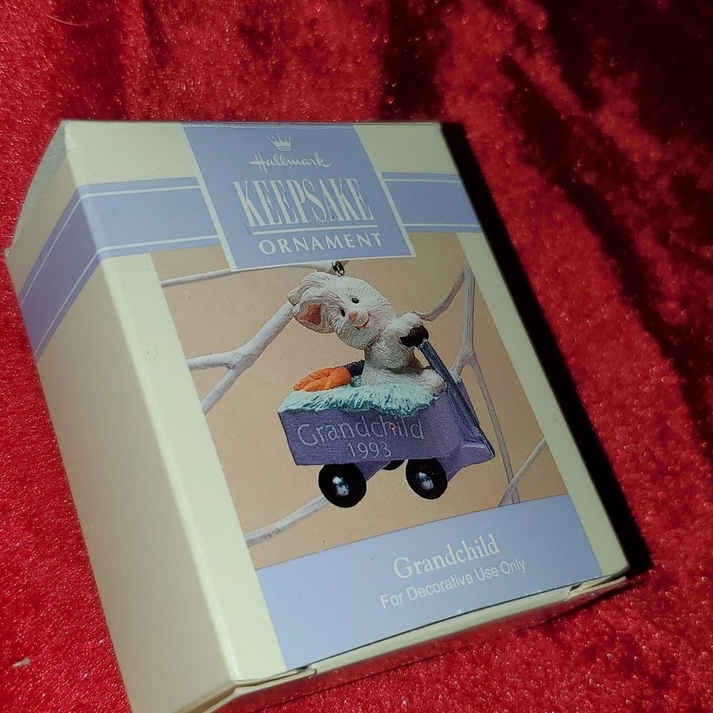 Vintage 1993 Hallmark Keepsake Grandchild Easter Ornament Bunny Rabbit Wagon - Picture 1 of 14